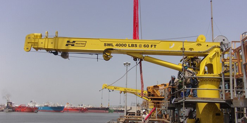Hose Handling Crane